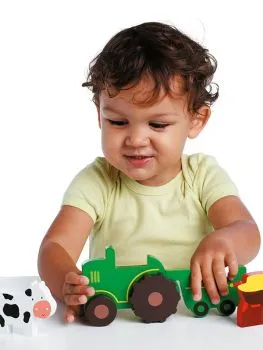 3D Magnetic Game Puzzle Tractor with Child in Play