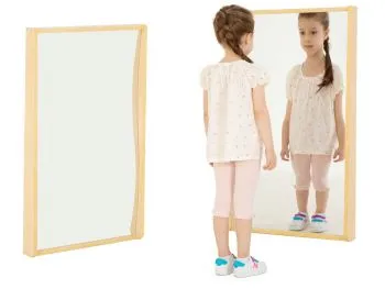 Wall-distorting mirror Wave with happy child Wall-distorting mirror Wave with happy child