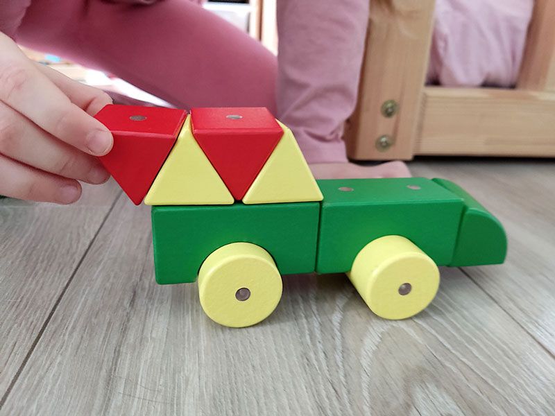 WABI Magnetbausteine 120-teilig – Holzbausteine mit beweglichen Magneten