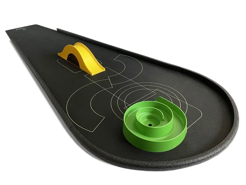 Mobile mini golf course with obstacles Mobile mini golf course with obstacles